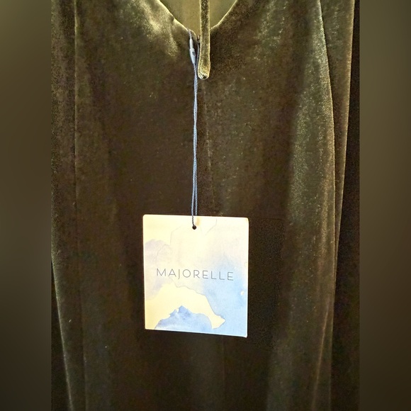 NWT MAJORELLE GREEN VELVET FANTASIA DRESS - Picture 8 of 9